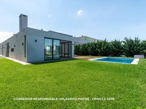 Casa en Venta con 1 cochera