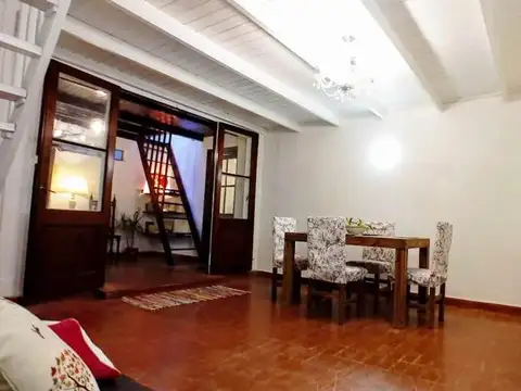 Bolivar 500, Piso PB