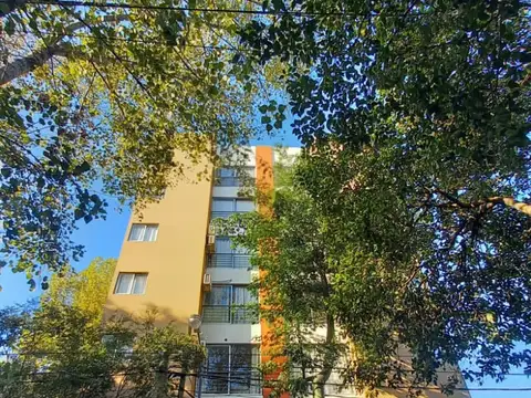 Departamento 2 ambientes 6°piso super luminoso en San Martin!