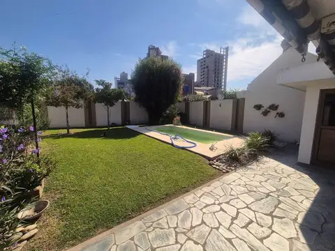 Casa en Venta en Barrio Del Combate, USD 280.000