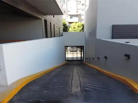 COCHERA DESCUBIERTA VENTA VILLA PUEYRREDÓN