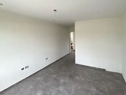 CASA 3 AMBIENTES BARRIO LAGUNA AZUL II