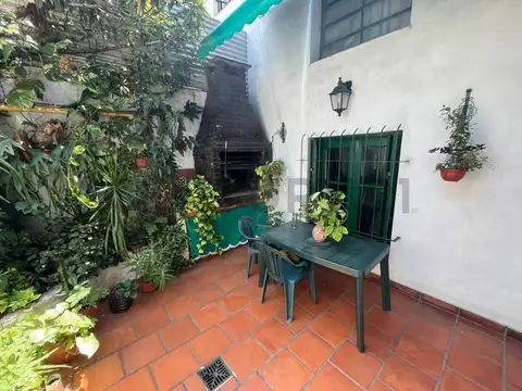 VENTA PH TIPO DUPLEX 3 AMBIENTES CON COCHERA, PATIO, Y PARRILLA - SAENZ PEÑA
