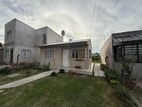 BARRIO PARQUE DERQUI 100
