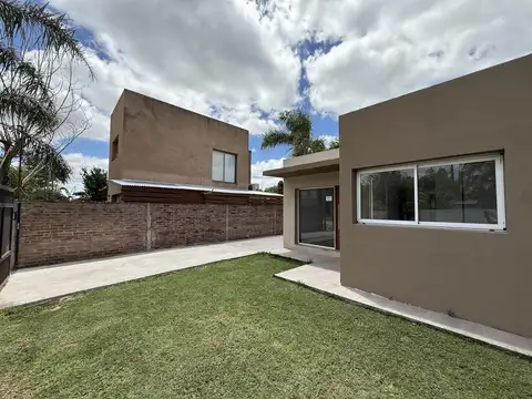 Villaguay  al 1700 - Casa 2 dormitorios Funes