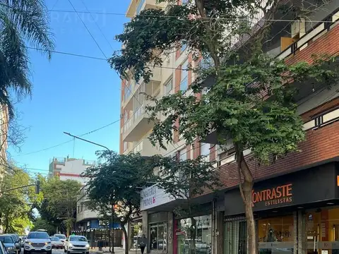 Local en Alquiler 50 años