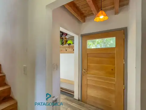 Casa 6 ambientes con 2 baños