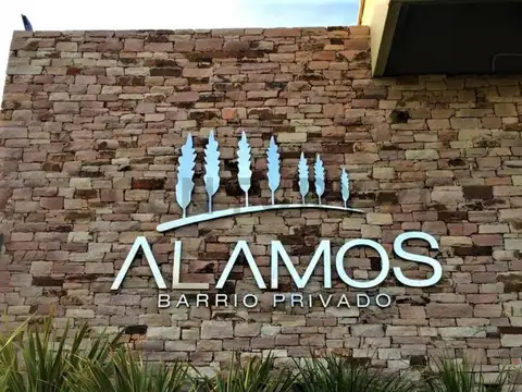 Terreno en Venta 21  mts Fondo