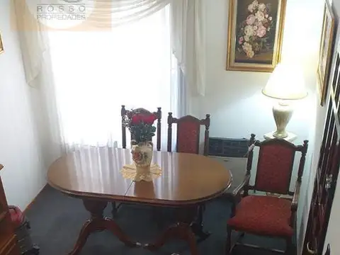 Depto Tipo Casa 2 ambientes con 1 baño