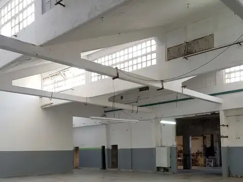 OPORTUNIDAD Galpón en venta en General San Martin proximo a avenida General Paz