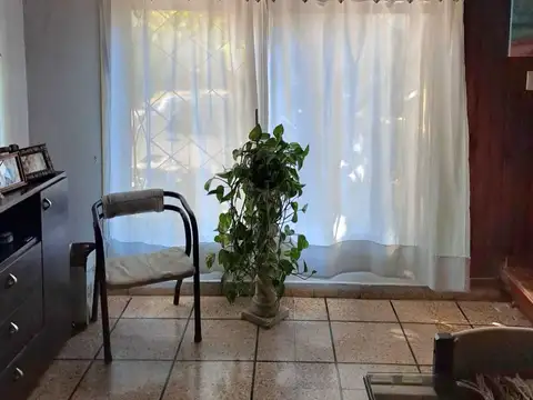 Depto Tipo Casa en Venta de 5 ambientes