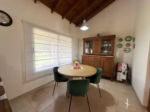 Hermosa casa apta crédito en canning