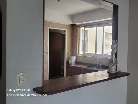 AMPLIO DEPARTAMENTO 3 AMB. CON DEPENDENCIA - MUY LUMINOSO - LAVADERO