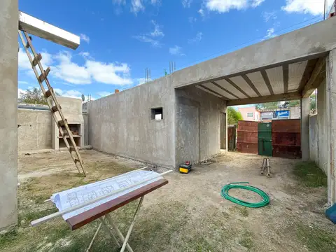 VENTA CASA EN CONSTRUCCION -UF3- V.AGUIRRE TANDIL