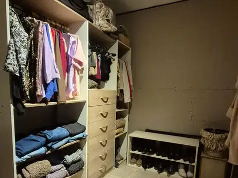 Departamento 4 ambientes con 1 baño