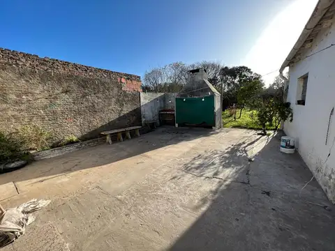 CASA 2 DORM. 1 BAÑO - VILLA CATTONI - LOBOS