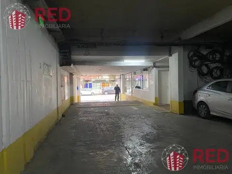 Hipólito Yrigoyen  al 100