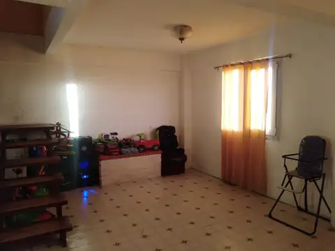 Departamento 5 ambientes con 2 baños