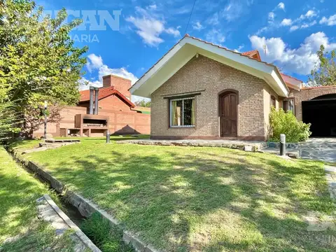 Casa con parque y pileta en venta - Merlo San Luis