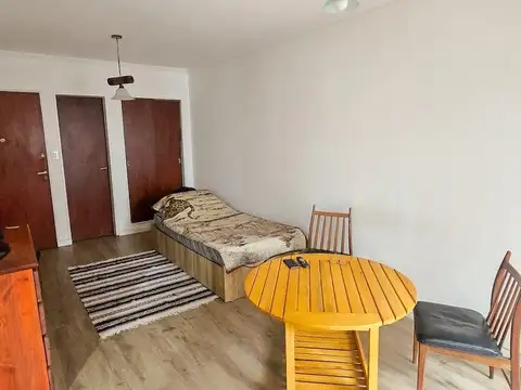 Departamento en Venta en Monte Castro, USD 62.000