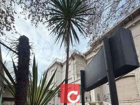 Hotel en Venta 50 años