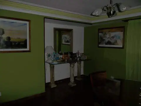 Quinta en venta - 5 dormitorios 3 baños - 396mts2 - Mar Del Plata