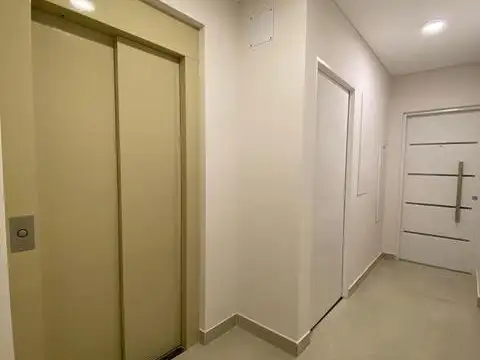 Departamento en Venta al Este
