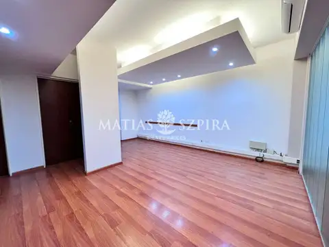 Oficina en Venta al Este