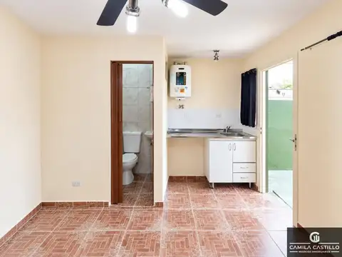 Depto Tipo Casa en Venta en Flores, USD 75.000