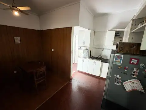 Casa 3 ambientes con 2 baños