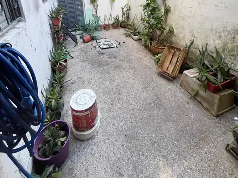 Depto Tipo Casa en Venta 60 años