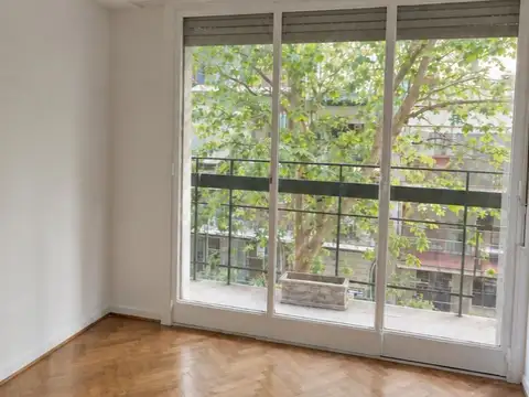 Departamento 6 ambientes con 2 baños