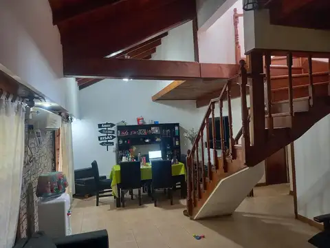 Casa Multifamiliar-Parque-Pileta Gerli-Lanus