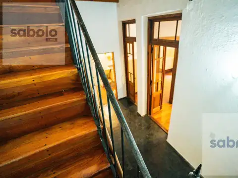 Depto Tipo Casa 5 ambientes con 2 baños