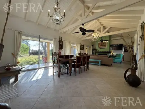 Casa en Venta en Barrio de Chacras Laguna Vitel, USD 380.000