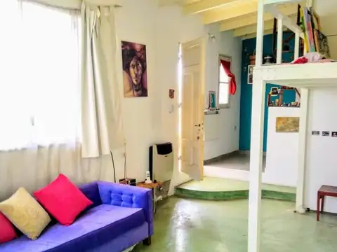 Depto Tipo Casa en Venta de 4 ambientes