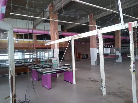 Local en Venta en Longchamps, USD 650.000