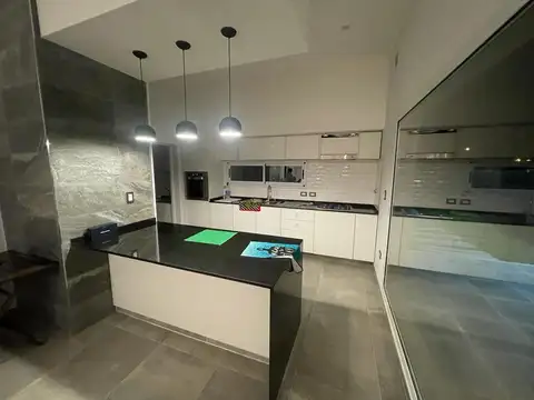 Casa en Venta en Funes, USD 249.000