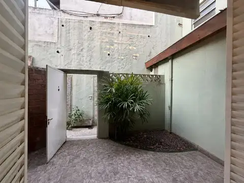Alquiler comercial PH 3 amb. Villa Devoto S/Expens