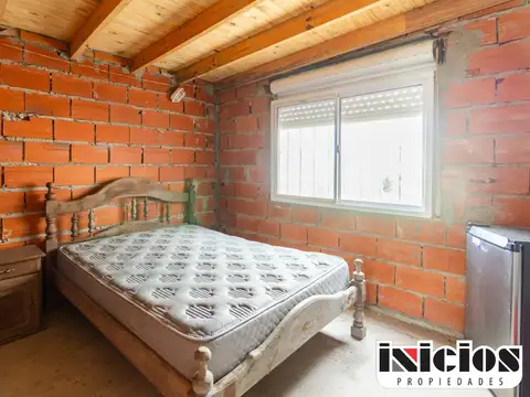 Casa 3 ambientes con 1 baño