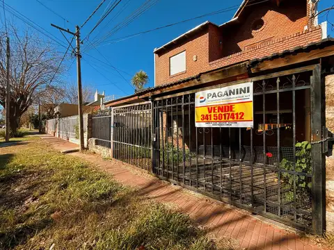Piaggio 537 - Casa De 4 Dormitorios En Venta - Alberdi, Rosario