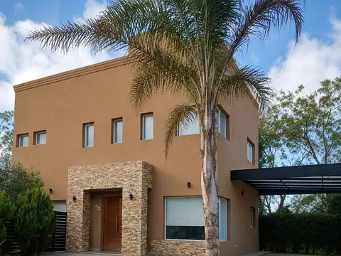Casa en Venta de 5 dormitorios