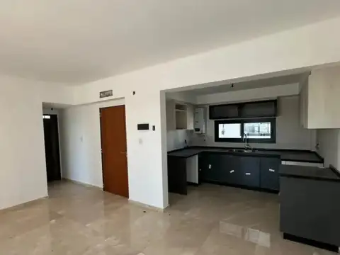 VILLA LURO. AV. RIVADAVIA 10.100. SEMIPISO 3 AMB C/FRENTE BALCON.