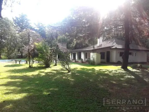 SDA. Venta Casa 4 ambientes sobre lote de 2800 m2, Parque Sakura. Sarmiento al 800, Exaltación de la Cruz