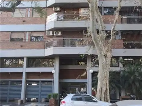 VENTA CON RENTA
