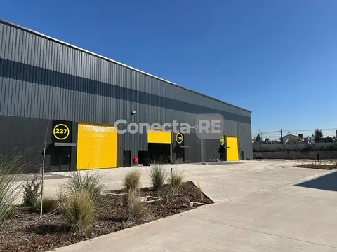 Depósito 570 m² en Alquiler Dentro del Centro Industrial DT4 - Don Torcuato