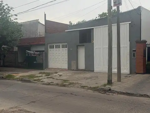 Presidente Derqui al 700