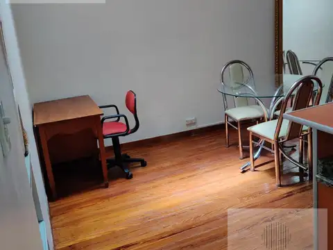 Depto Tipo Casa en Venta en San Nicolás, USD 79.000