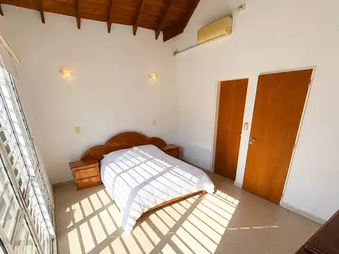 ALQUILER PERMANENTE - Casa - Barrio Parque Sakura - Exaltación de la Cruz