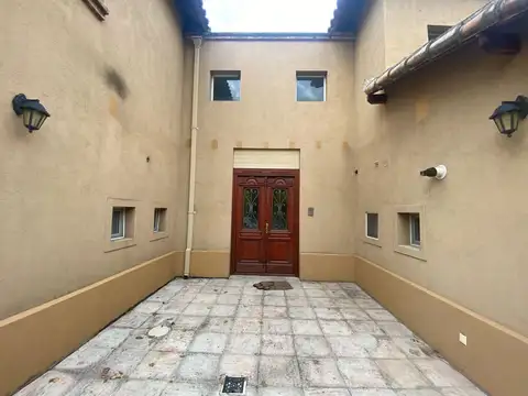 Casa en alquiler con muebles en Glorietas Nordelta